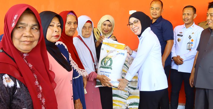 Bupati Way Kanan Launching Bantuan Pangan untuk 45 Ribu KPM