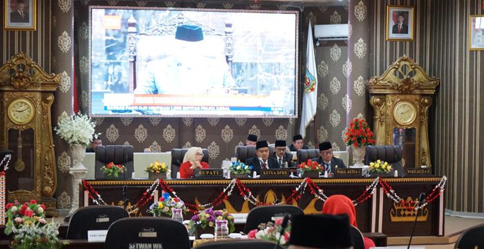 Dengarkan Pidato Prabowo, Bupati Ayu Dengar Pesan Tegas Lawan Korupsi dan Kemiskinan